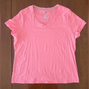 Hanes X-Temp Women’s V-Neck T-Shirt – 2XL